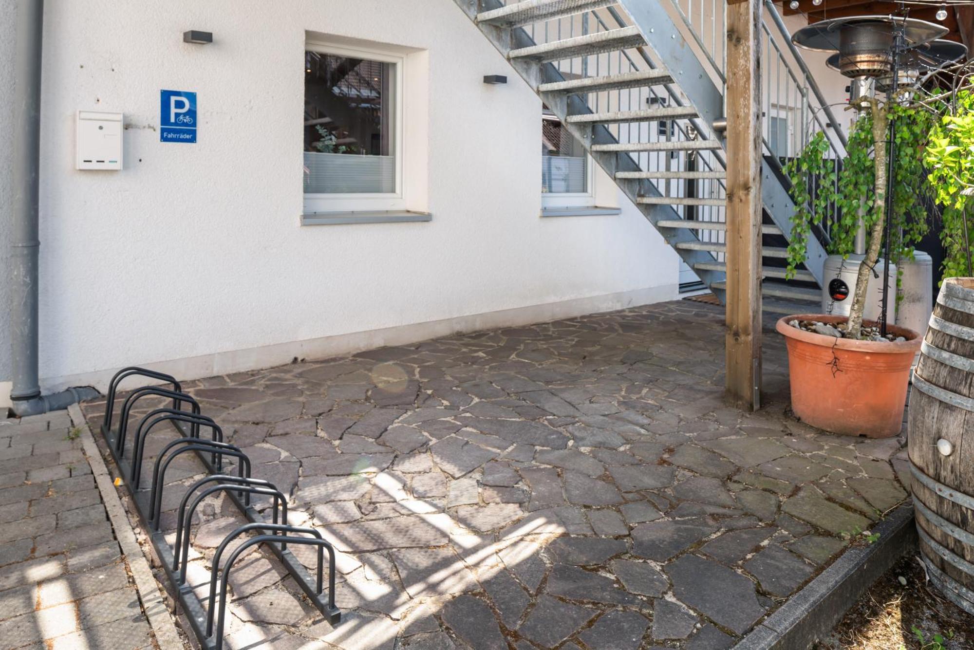Mola Apartments-Charmante Ferienwohnung Im Herdecke Zentrum Fuer 3 Personen-Grosse Dachterrasse-Grill-Gratis Parken-Wlan المظهر الخارجي الصورة