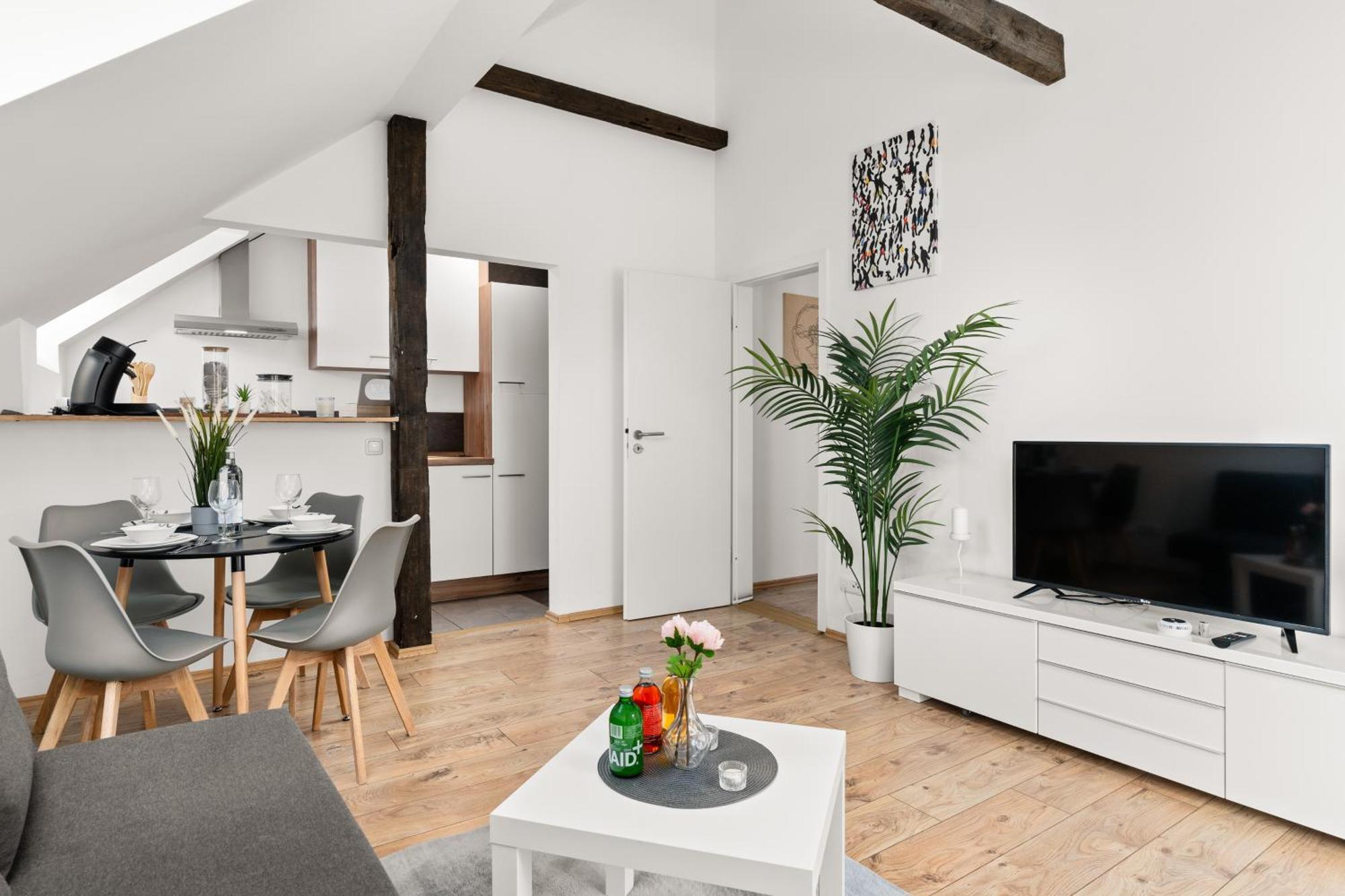 Mola Apartments-Charmante Ferienwohnung Im Herdecke Zentrum Fuer 3 Personen-Grosse Dachterrasse-Grill-Gratis Parken-Wlan المظهر الخارجي الصورة